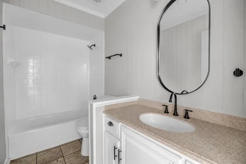 Complete renovation — Kilcullen St — Bathroom renovations — photo 8