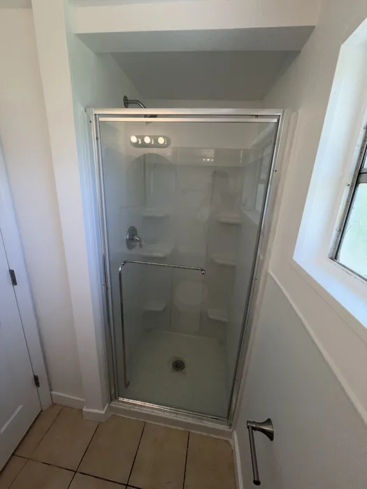 Complete renovation — Bathroom renovations — photo 13