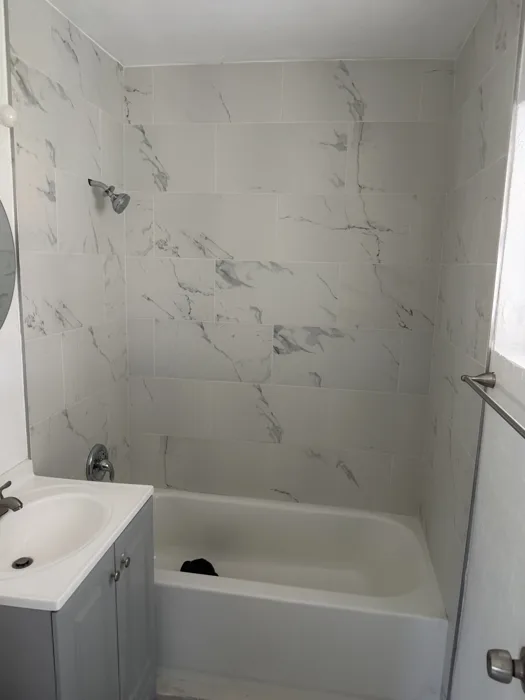 Complete renovation — Bathroom renovations — photo 18