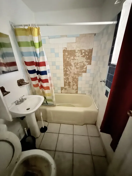 Complete renovation — Bathroom renovations — photo 27